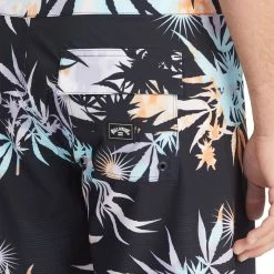 Billabong Mens Sundays Airlite 19" Boardshorts 32 Billabong Mens Sundays Airlite 19" Boardshorts -ONeill Shop 36be4ecc 2e4e 48c7 b1e3 6429a0e97f59