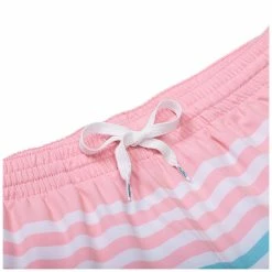 Chubbies Mens The On The Horizons 5.5" Swim Trunks -ONeill Shop 56e44e03 e979 4adc 811e 32a338e9a84c