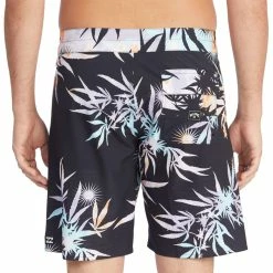 Billabong Mens Sundays Airlite 19" Boardshorts 28 Billabong Mens Sundays Airlite 19" Boardshorts -ONeill Shop 916063c9 a663 450a aa16 6a98617d736f