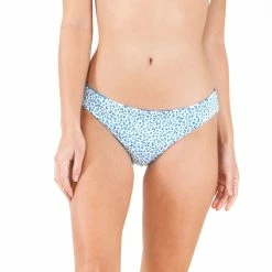 Carve Designs Womens St. Barth Reversible Bikini Bottoms 16 Carve Designs Womens St. Barth Reversible Bikini Bottoms -ONeill Shop b252b2bf 86e5 46be a87d a804ba66e591