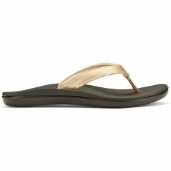 Olukai Girl's Ho'opio Flip Flops -ONeill Shop b47b77a4 01f3 4916 aee6 3cd65534befe