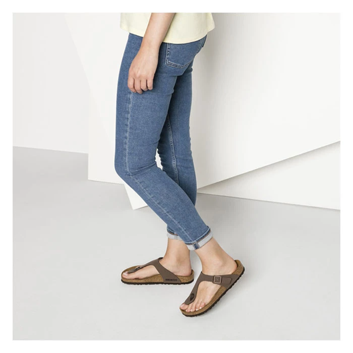 Birkenstock Women's Gizeh Birkibuc Casual Sandals Mocha 4 Birkenstock Women's Gizeh Birkibuc Casual Sandals Mocha - Image 2