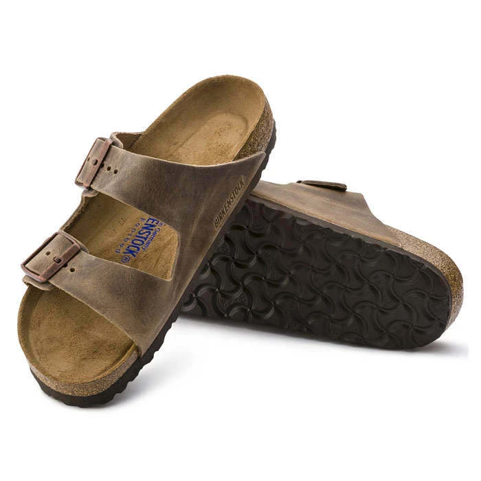 Birkenstock Women's Arizona Soft Footbed Oiled Leather Casual Sandals 6 Birkenstock Women's Arizona Soft Footbed Oiled Leather Casual Sandals - Image 4